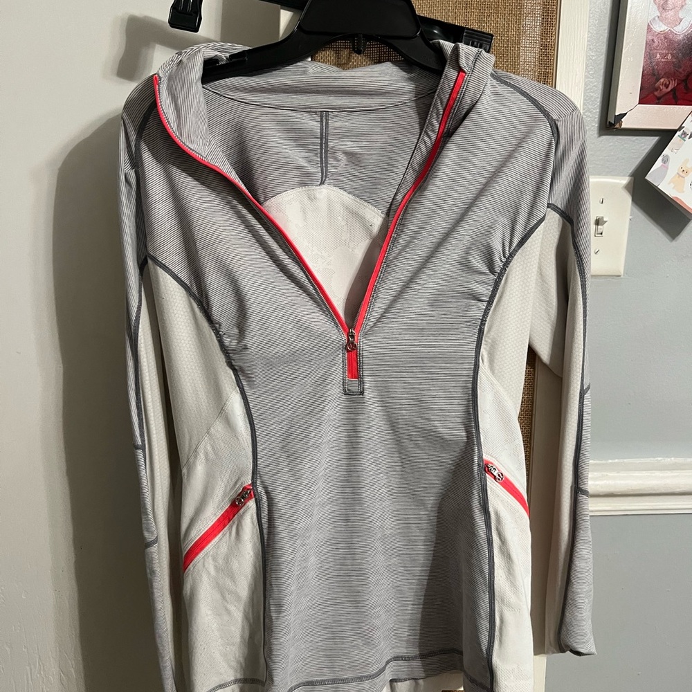 lululemon athletica Gray and White Ski Jacket with Red Zippers